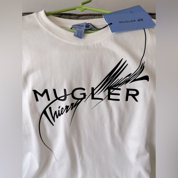 Thierry Mugler x H&M Women’s White Logo Designer Star Printed T-Shirt Medium NWT - Picture 13 of 16